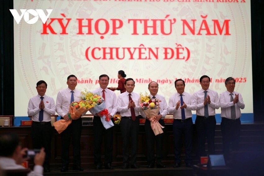 UBND TP.HCM có thêm 3 Phó Chủ tịch
