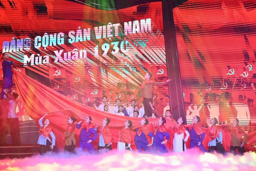 Chung tay kiến thiết kỷ nguyên mới