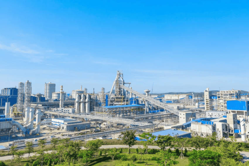 Kết luận của Bộ Chính trị, Ban Bí thư về sắp xếp tổ chức đảng trong các tập đoàn kinh tế, tổng công ty, ngân hàng thương mại nhà nước