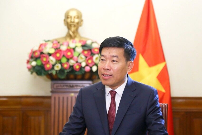 Kế thừa và phát huy mối quan hệ hữu nghị vĩ đại, đoàn kết đặc biệt, hợp tác toàn diện Việt Nam - Lào, Lào - Việt Nam