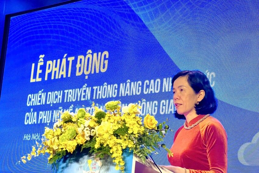Phát động chiến dịch truyền thông nâng cao nhận thức của phụ nữ trên không gian mạng