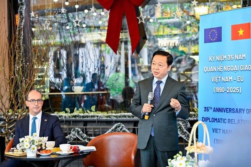 Phó Thủ tướng Trần Hồng Hà tiếp các Đại sứ, Đại biện EU tại Việt Nam