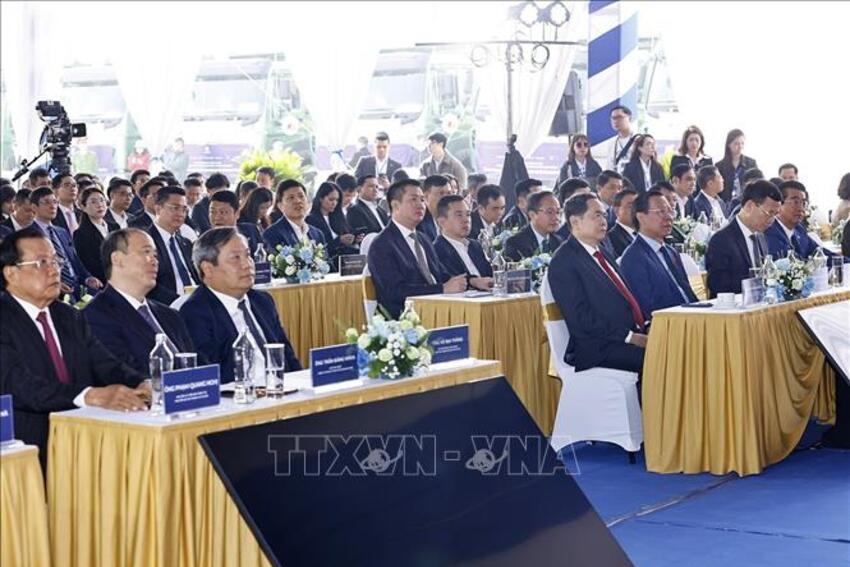 Chủ tịch Quốc hội dự Lễ khởi công Dự án Trục Đại lộ Cảnh quan sông Hồng