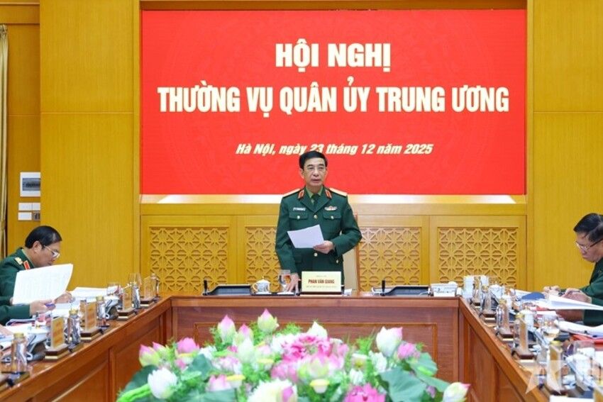 Đại tướng Phan Văn Giang chủ trì Hội nghị Thường vụ Quân ủy Trung ương