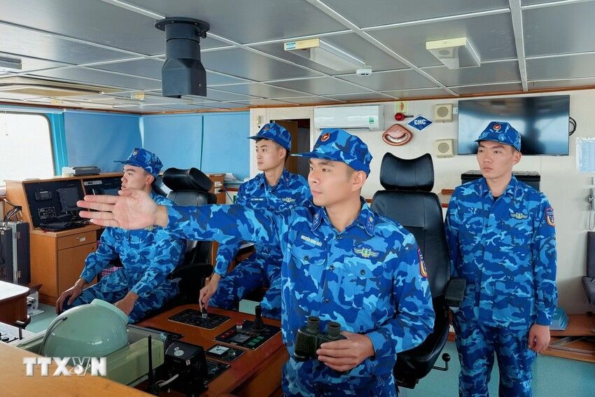 Từ đầu sóng ngọn gió, vững vàng niềm tin hướng về Đại hội XIV của Đảng