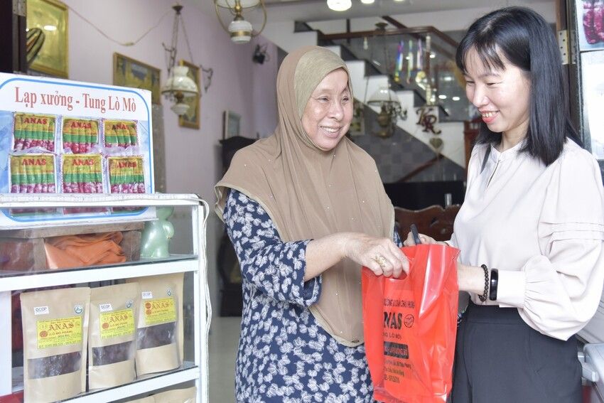 Chi bộ dẫn dắt kinh tế, giữ nghề truyền thống