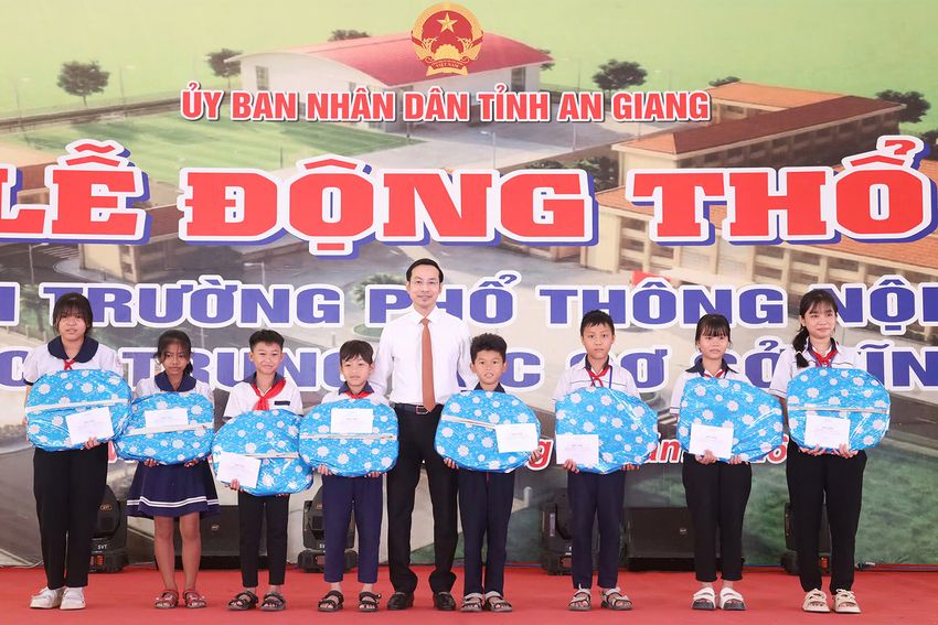 An Giang khởi công xây trường phổ thông nội trú tiểu học và trung học cơ sở tại 3 xã biên giới
