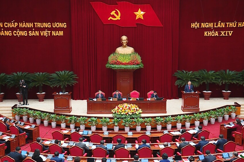 Khai mạc Hội nghị lần thứ 2 Ban Chấp hành Trung ương Đảng khóa XIV