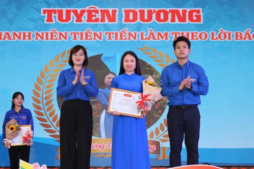 Những đảng viên trẻ, thanh niên tiêu biểu học và làm theo lời Bác