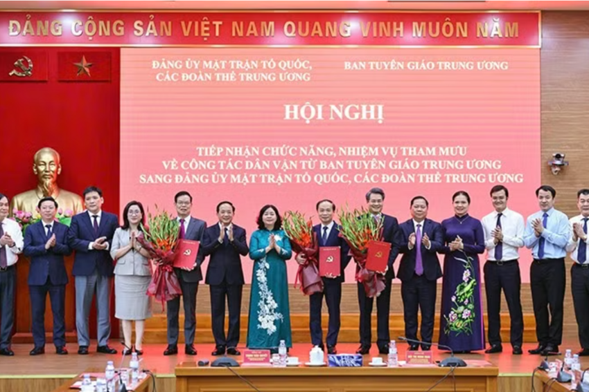 Đảng ủy Mặt trận Tổ quốc, các đoàn thể Trung ương tiếp nhận chức năng, nhiệm vụ tham mưu về công tác dân vận
