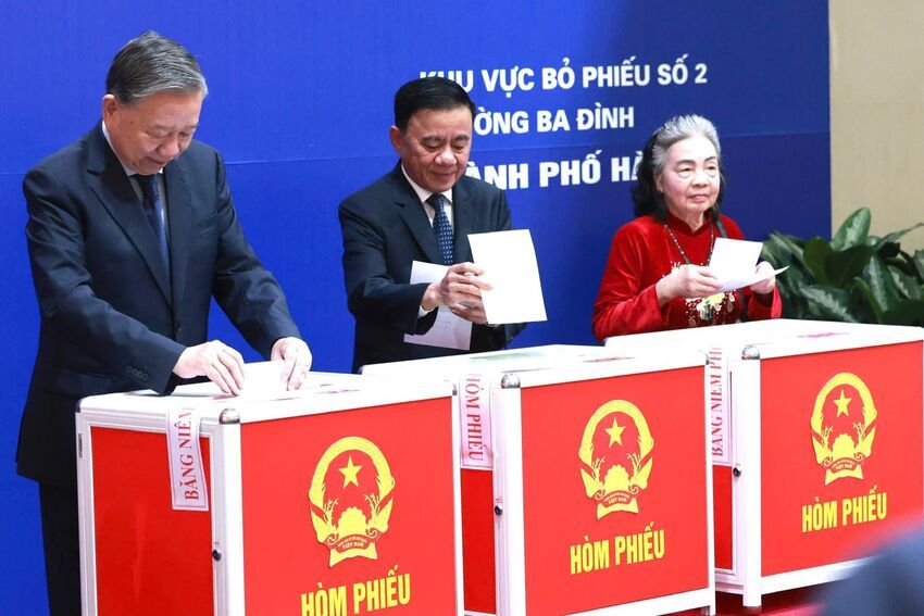 Ngày hội non sông và trọng trách trước Nhân dân