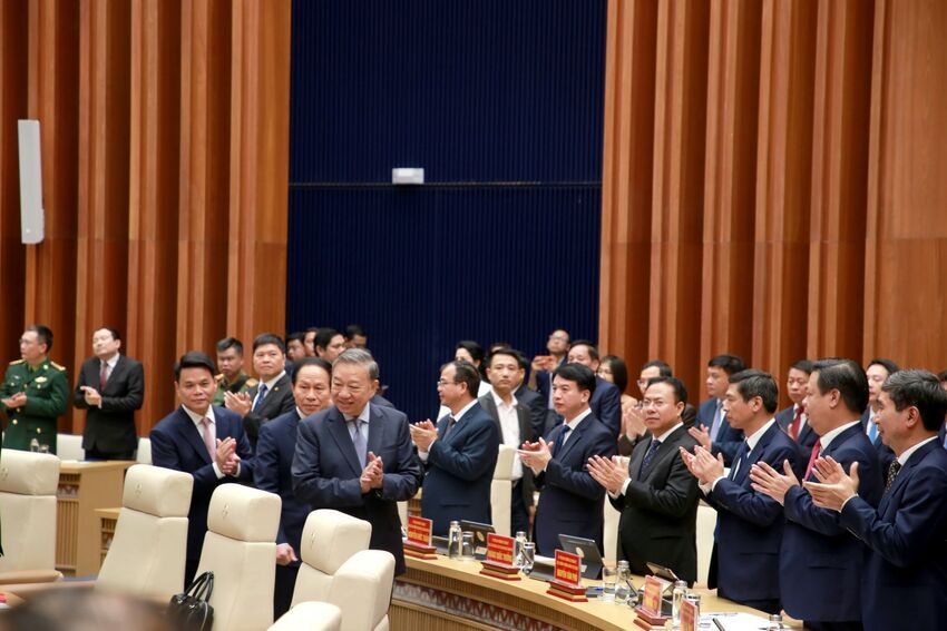 [Ảnh]Tổng Bí thư Tô Lâm làm việc với Ban Chấp hành Đảng bộ thành phố Hải Phòng