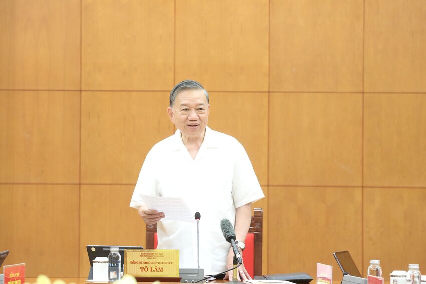 Phát biểu kết luận của đồng chí Tổng Bí thư, Chủ tịch nước Tô Lâm tại cuộc làm việc về tổng kết 100 năm Đảng lãnh đạo cách mạng Việt Nam và 40 năm thực hiện Cương lĩnh