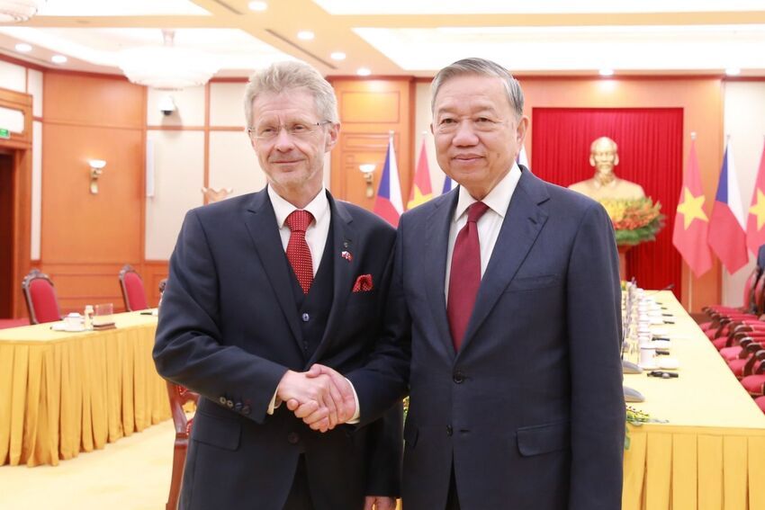 Ảnh: Tổng Bí thư Tô Lâm tiếp Chủ tịch Thượng viện Quốc hội Cộng hòa Séc
