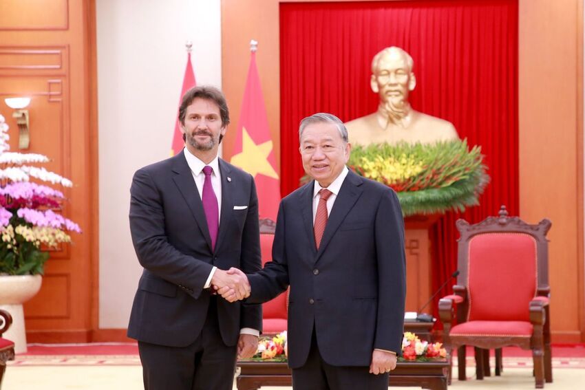 Ảnh: Tổng Bí thư Tô Lâm tiếp Phó Thủ tướng, Bộ trưởng quốc phòng Slovakia