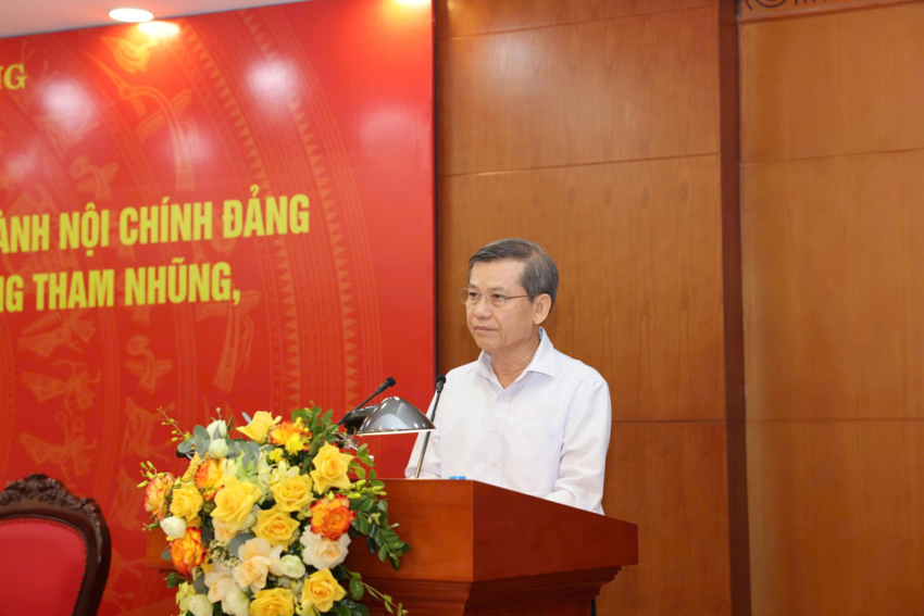 Hoàn thiện cơ chế hoạt động, tăng cường phối hợp và kiểm soát quyền lực từ cơ sở