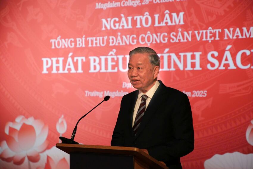 Ảnh: Tổng Bí thư Tô Lâm phát biểu chính sách tại Đại học Oxford