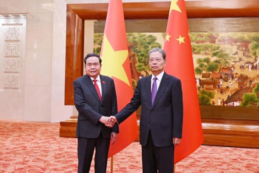 Chủ tịch Quốc hội Trần Thanh Mẫn hội đàm với Ủy viên trưởng Nhân đại toàn quốc Trung Quốc Triệu Lạc Tế