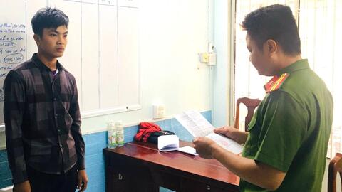 Lợi dụng sửa máy lạnh, trộm tiền của chủ nhà