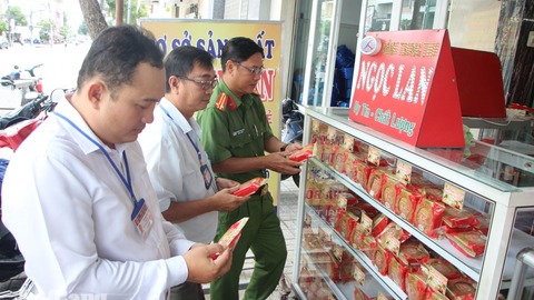 An Giang tăng cường kiểm tra an toàn thực phẩm dịp Trung thu