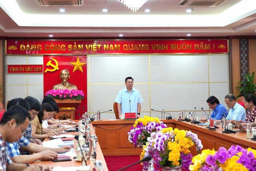 Phấn đấu cơ bản hoàn thành giải phóng mặt bằng tuyến cao tốc Chợ Mới - Bắc Kạn trong tháng 5/2025