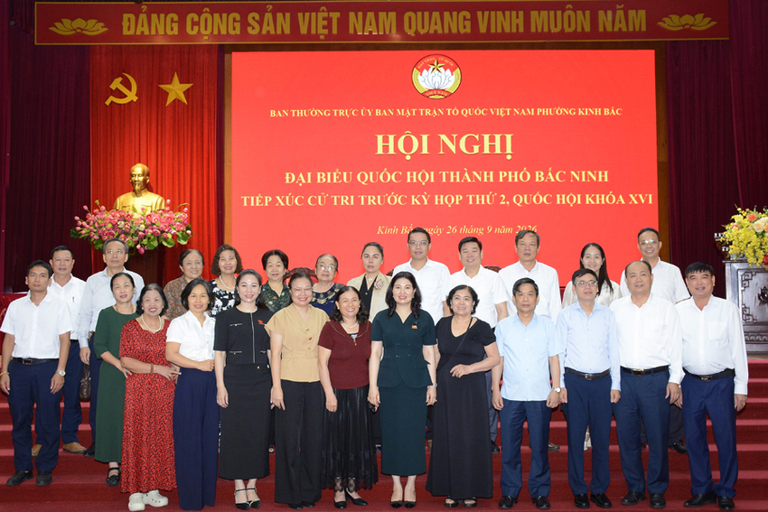 Đoàn đại biểu Quốc hội thành phố Bắc Ninh tiếp xúc cử tri phường Kinh Bắc