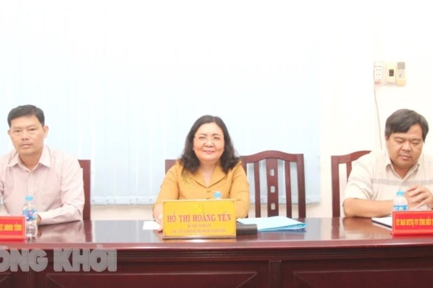 Bí thư Tỉnh ủy - Chủ tịch HĐND tỉnh Hồ Thị Hoàng Yến tiếp công dân định kỳ tháng 5-2025