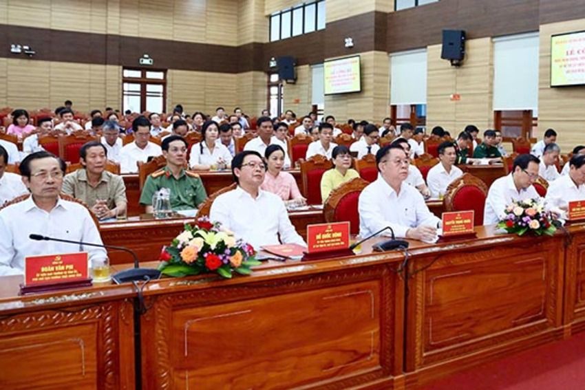 Hoàn thành sớm mục tiêu xóa nhà tạm, nhà dột nát