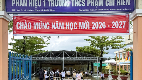 Khánh Bình cho học sinh tạm nghỉ học sáng 25/9 do ngập sâu