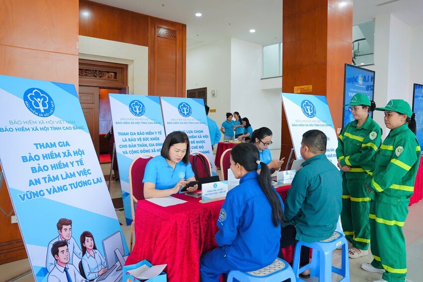Những điểm mới về BHXH, BHYT và an sinh xã hội từ tháng 9/2026: Lấy người dân làm trung tâm phục vụ