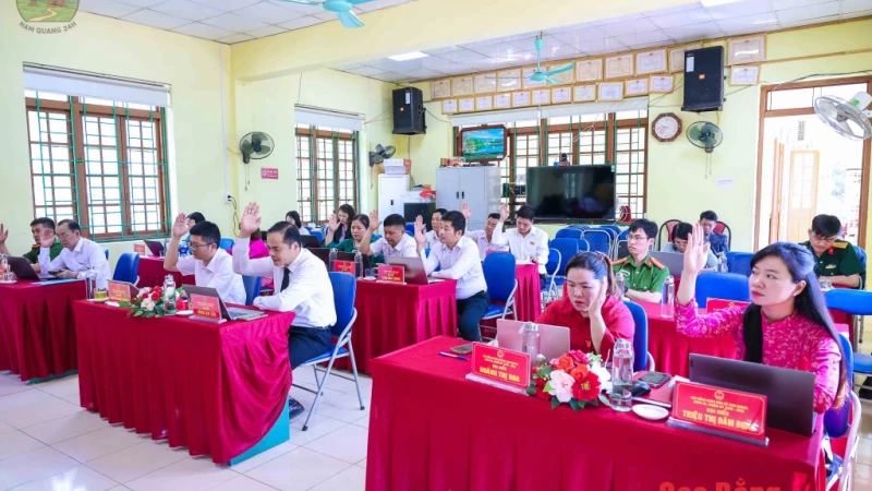 Kỳ họp thứ 4 (chuyên đề) HĐND xã Nam Quang