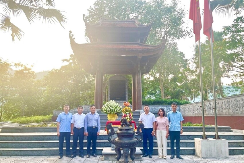 78 năm Ngày truyền thống ngành Kiểm tra Đảng (16/10/1948 – 16/10/2026) - Giữ vững kỷ cương, kỷ luật, góp phần xây dựng Đảng trong sạch, vững mạnh