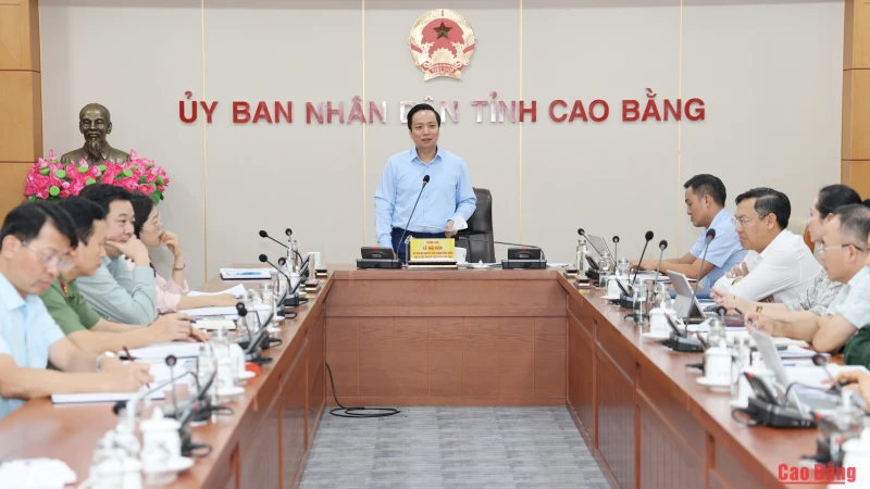 Chủ tịch UBND tỉnh Lê Hải Hòa: Đẩy nhanh tiến độ chuẩn bị Hội thảo khoa học quốc tế "Phát triển kinh tế và thương mại xuyên biên giới"