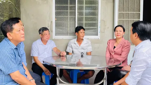 Thường trực HĐND TP Cần Thơ khảo sát về chính sách bảo hiểm y tế và dân số tại phường Sóc Trăng và Bệnh viện Đa khoa khu vực Sóc Trăng 
