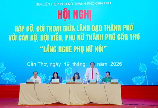Hội Liên hiệp Phụ nữ TP Cần Thơ họp mặt kỷ niệm Ngày Phụ nữ Việt Nam 20-10 và đối thoại với lãnh đạo thành phố 