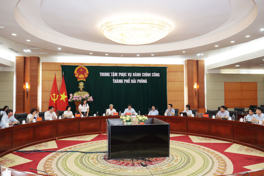 Trung tâm Phục vụ hành chính công thành phố Hà Nội và Hải Phòng trao đổi kinh nghiệm về mô hình tổ chức bộ phận một cửa theo cơ chế một cửa, một cửa liên thông