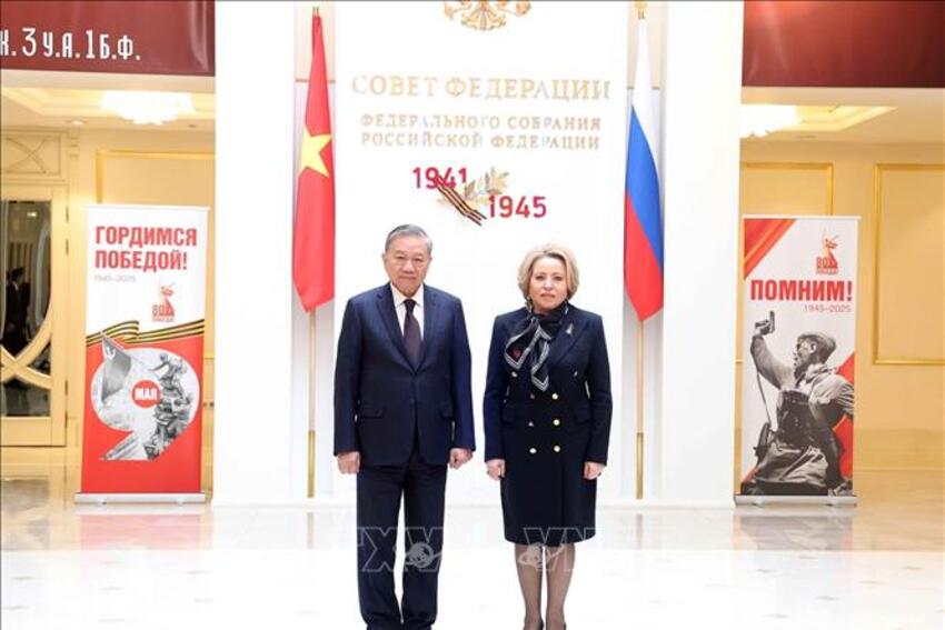 Phát triển quan hệ Đối tác chiến lược toàn diện với Nga