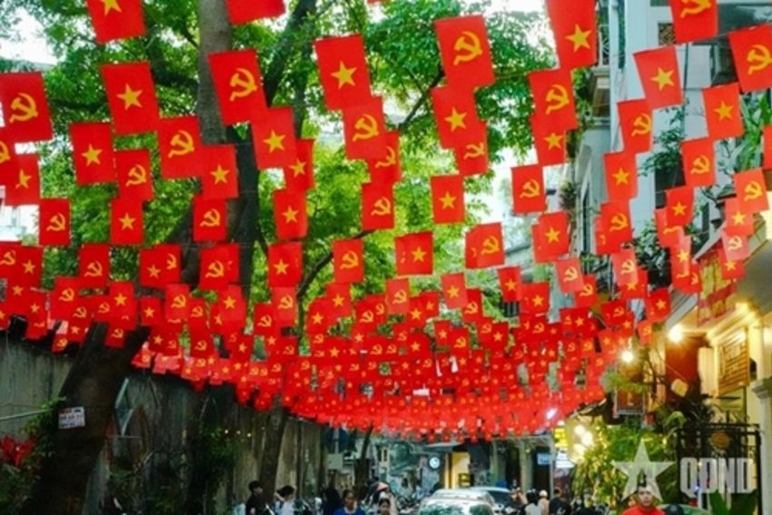 Phê phán luận điệu xuyên tạc các nghị quyết “bộ tứ trụ cột”