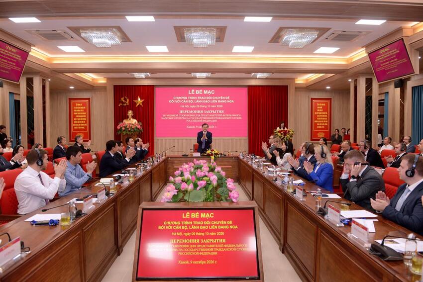 Bế mạc Chương trình trao đổi chuyên đề đối với cán bộ, lãnh đạo Liên bang Nga