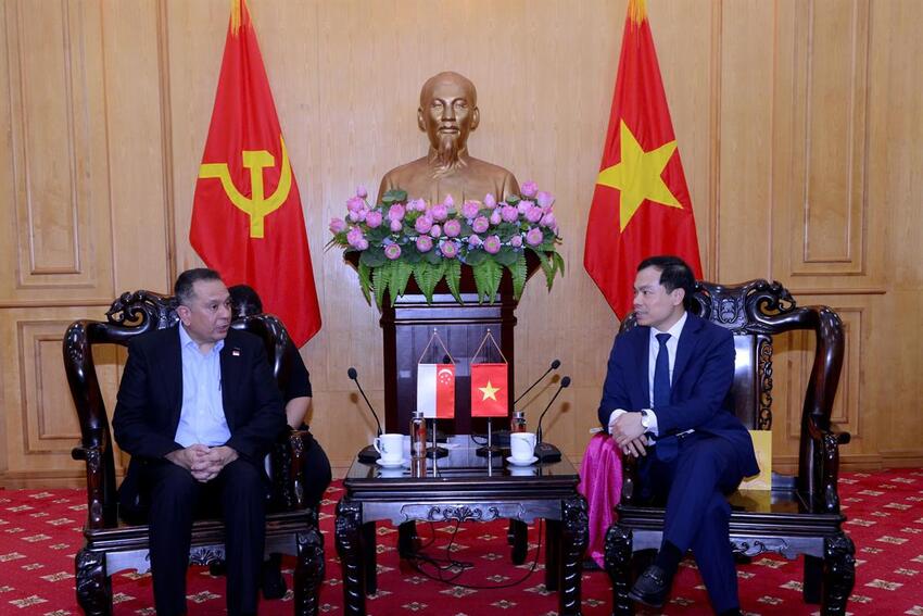 Đoàn Cơ quan Công vụ Singapore thăm và làm việc tại Học viện