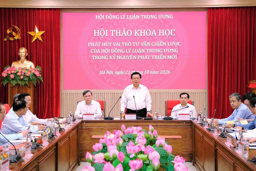 Hội thảo “Phát huy vai trò tư vấn chiến lược của Hội đồng Lý luận Trung ương trong kỷ nguyên phát triển mới”