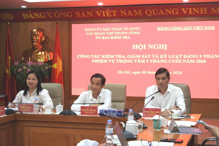 Chủ động thực hiện công tác kiểm tra, giám sát, góp phần giữ nghiêm kỷ luật của Đảng
