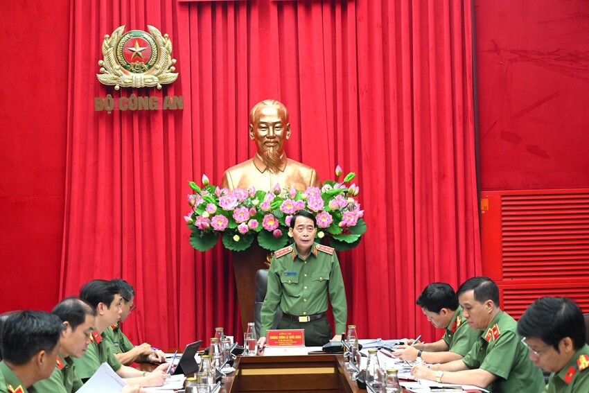 Khẩn trương triển khai công tác đào tạo tiếng Trung Quốc, tiếng Lào, tiếng Campuchia cho Công an xã giáp biên