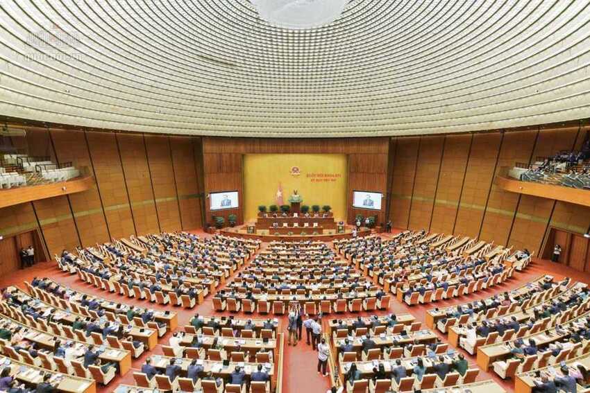 Thu ngân sách nhà nước cả năm ước tăng 14%