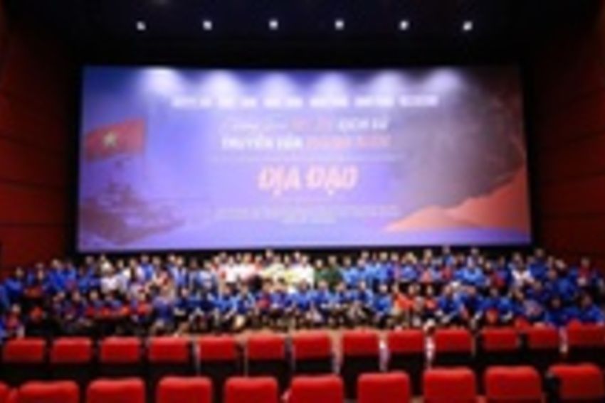 Giao lưu truyền cảm hứng lịch sử cho thanh niên qua phim “Địa đạo: Mặt trời trong bóng tối”