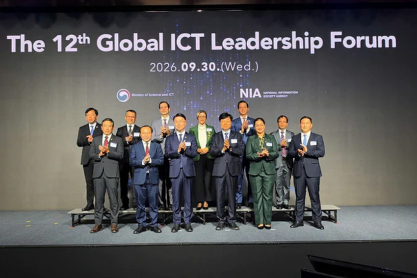 Bộ trưởng Vũ Hải Quân tham dự Diễn đàn Lãnh đạo ICT toàn cầu lần thứ 12