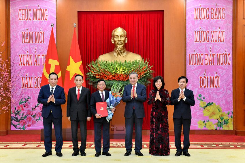 Dấu ấn trong công tác Xây dựng Đảng tại Đảng bộ các cơ quan Đảng Trung ương