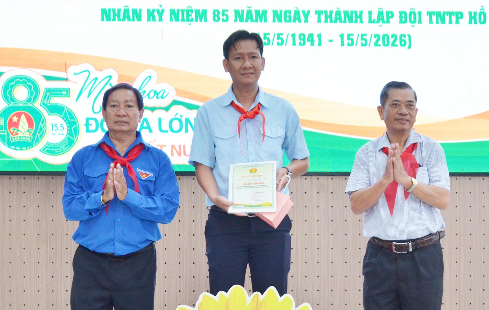Họp mặt kỷ niệm 85 năm Ngày thành lập Đội Thiếu niên Tiền phong Hồ Chí Minh