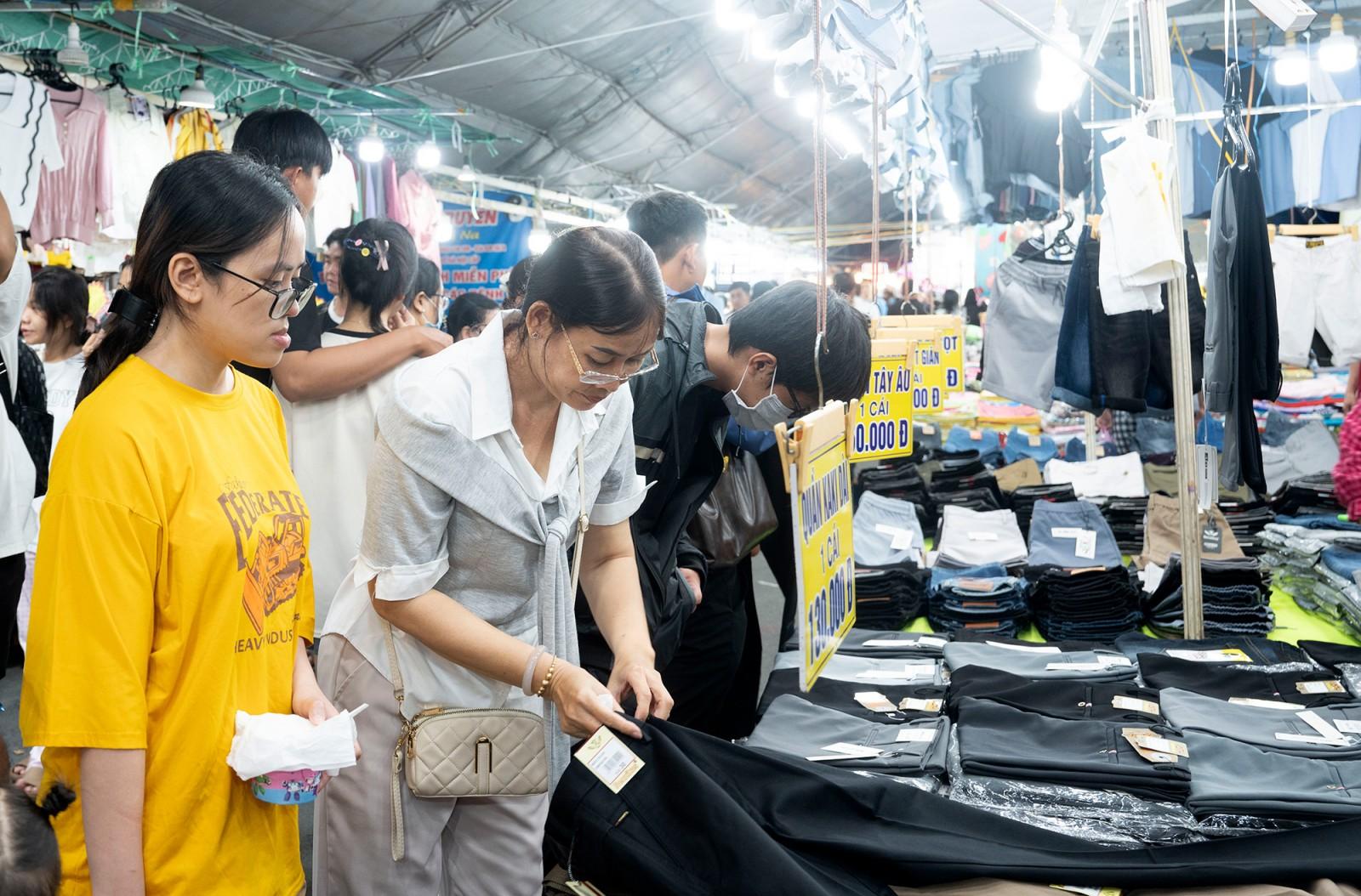 Khai mạc Ngày hội Bánh dân gian Nam Bộ - An Giang