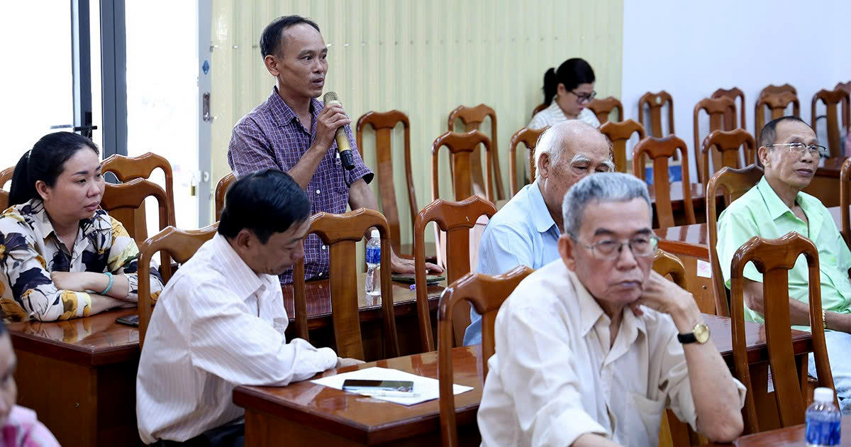 Người nhân tham gia ý kiến